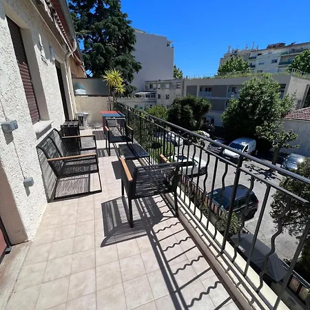 شقة Le Cosy Rionde : 6 Prs, 2 Ch, Parking, Clim