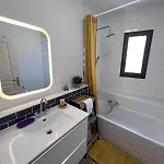 Appartement Le Cosy Rionde : 6 Prs, 2 Ch, Parking, Clim Antibes